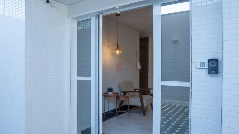 Imagem APARTAMENTO com 3 dormitórios à venda com 175m² por R$ 1.590.000,00 no bairro Caiobá - MATINHOS / PR
