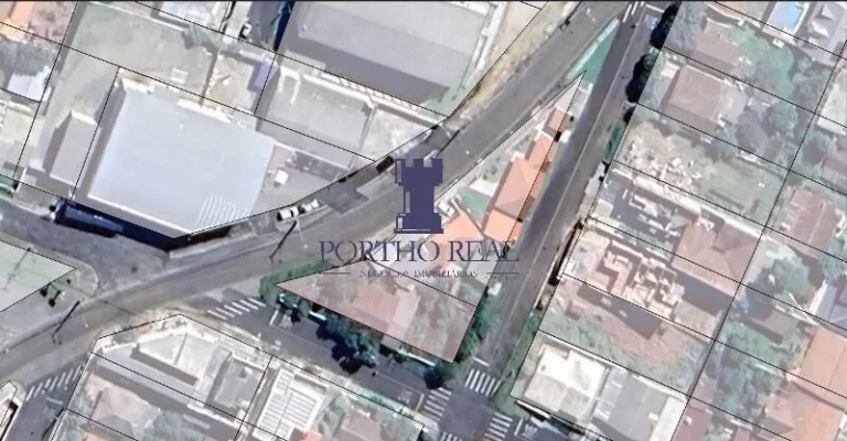 Imagem TERRENO DE ESQUINA COM 451,75M²