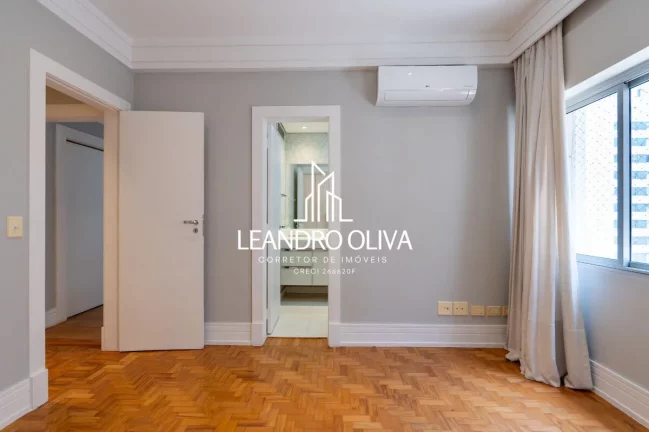 Imagem Condomínio Planalto - Apartamento tipo para venda em Cerqueira César com 3 quartos, sendo 2 suítes, 240m²