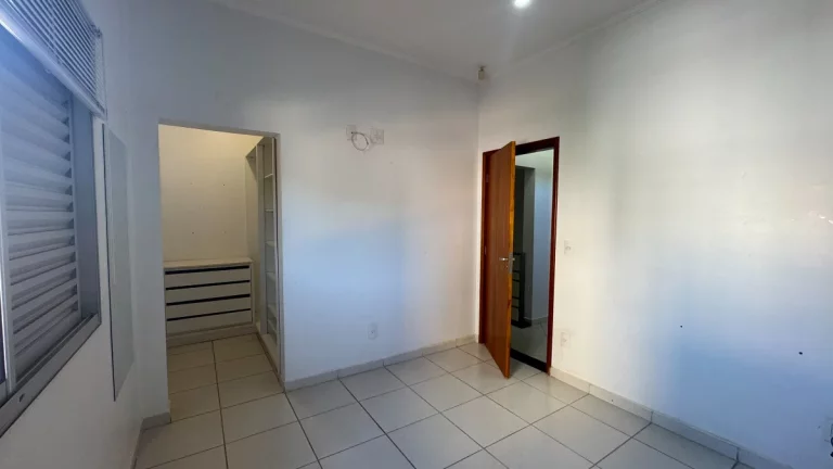 Imagem Casa de vila para venda em Santo Agostinho com 3 quartos, sendo 1 suíte, 232m2