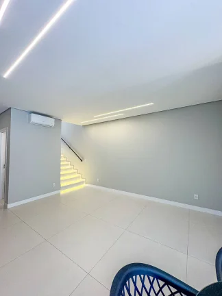 Imagem Sobrado Novo Automatizado - 138M², 3 Dorms, (1 Suíte C/ Varanda), 2 Vagas.