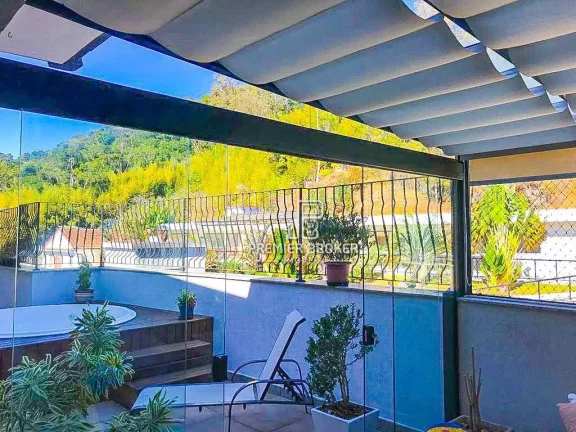 Imagem Cobertura à venda, 227 m² por R$ 1.940.000,00 - Várzea - Teresópolis/RJ
