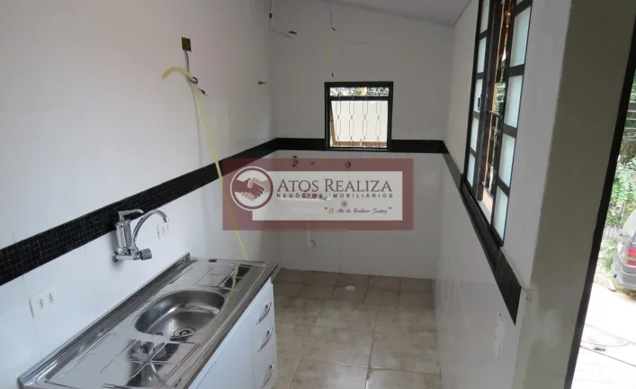 Imagem Sobrado em Interlagos SP: 2 Dorms, 1 Suíte, 150m² - R$2.800 Locação