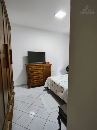 Imagem Casa em Tupi, a apenas 400 metros da praia.