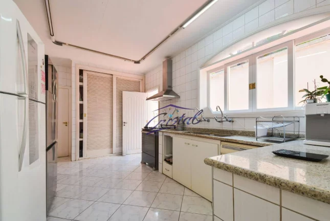 Imagem Casa com 4 suítes à venda, 815 m² - Caxingui - São Paulo/SP