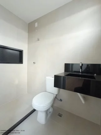 Imagem Imperdível: Casa de luxo em condomínio Alphaville, 4 quartos, 4 suítes, 2 salas, 4 vagas em Camaçari-BA