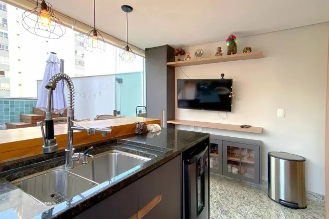 Imagem Este apartamento localizado em Belo Horizonte oferece uma combinação perfeita de conforto e pratic...