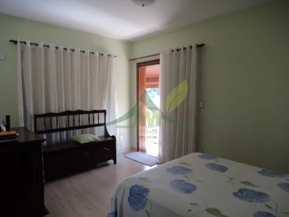 Imagem Linda Casa em Atibaia na Vila Gardênia 522m²