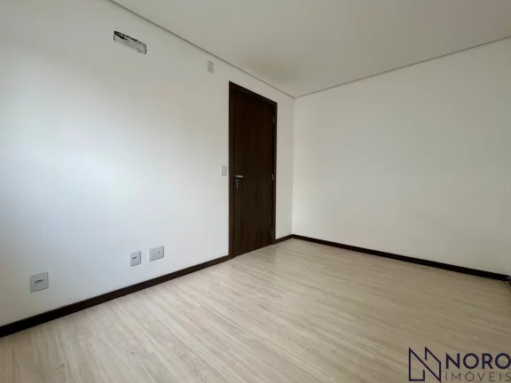 Imagem Apartamento 1 dormitório living sacada cozinha integrada box prédio elevador esp