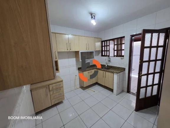 Imagem Casa com 2 dormitórios para alugar, 70 m² - Centro - Mesquita/RJ