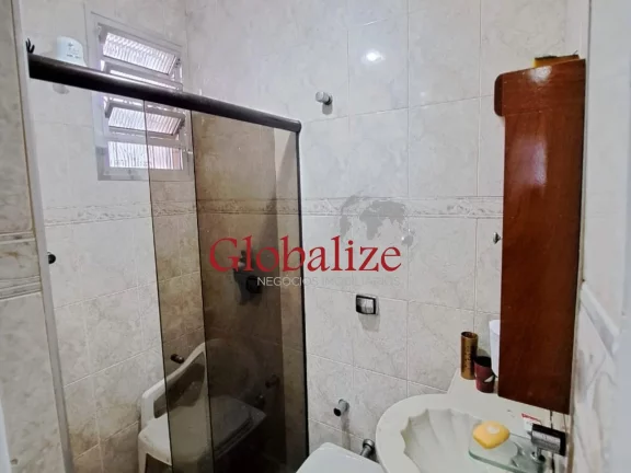 Imagem Casa á venda com edícula em ótima localização no bairro Embaré em Santos SP por R$ 1.330.000,00 !