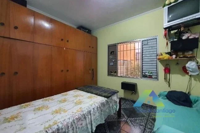 Imagem Casa à venda com 180m², 4 quartos e 2 vagas