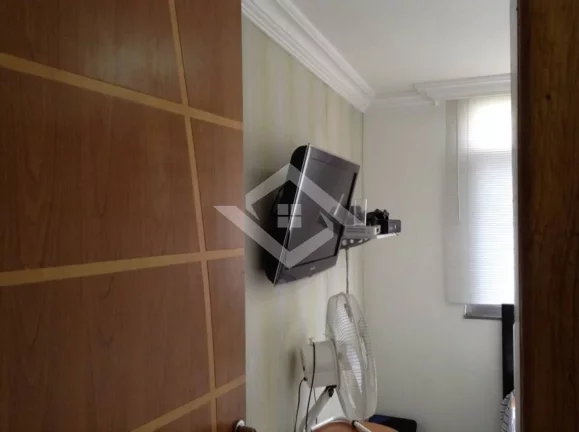 Imagem  Excelente apartamento totalmente reformado - Campo Grande