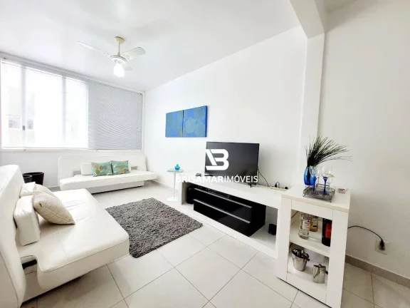 Imagem PITANGUEIRAS- UMA QUADRA DO COM VISTINHA PARA A PRAIA , GARAGEM NO PRÉDIO, TOTALMENTE REFORMADO.