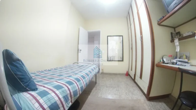 Imagem Imperdível Apartamento à Venda em Icaraí, Niterói-RJ: 3 Quartos, 1 Suíte, 1 Sala, 3 Banheiros, 1 Vaga de Garagem, 161m² de Área.