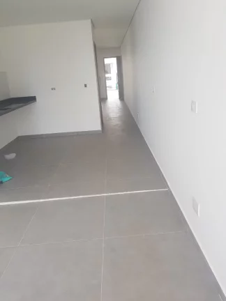 Imagem VENDO SOBRADO COM 03 SUÍTES NO BAIRRO VILA ERNA! (CUPECÊ)