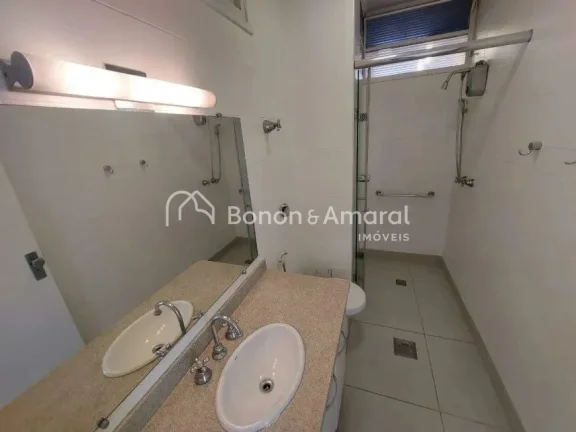 Imagem Amplo apartamento à venda no Ed. Dona Amélia, no Cambuí, Campinas. Com 190 m², o imóvel dispõe...