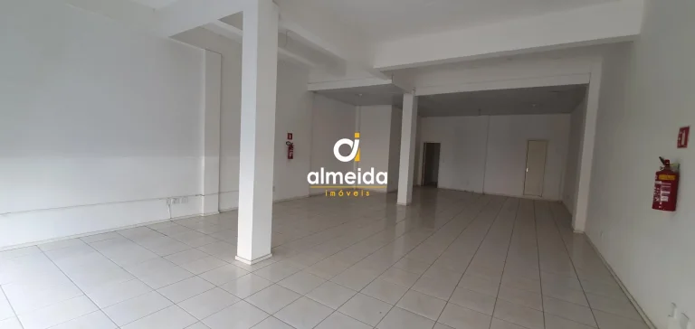 Imagem Sala térrea para locação central ao lado do Registro de Imóveis