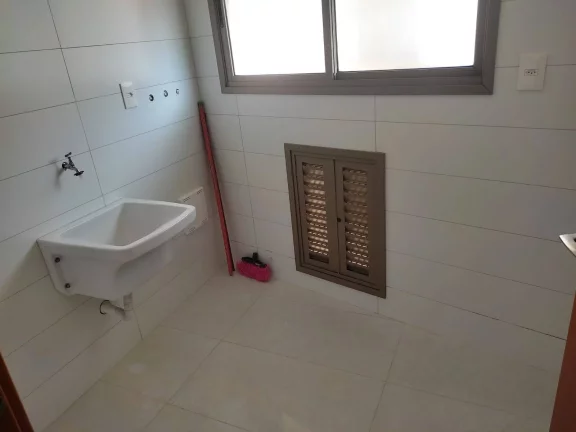 Imagem Apartamento ' 03 dormitórios,03 suítes Canto do Forte Vista Mar