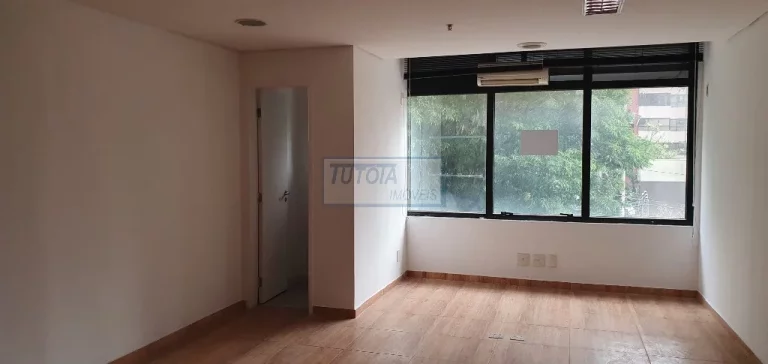 Imagem CONJUNTO COMERCIAL DE 41M² DE ÁREA ÚTIL A VENDA NA VILA CLEMENTINO