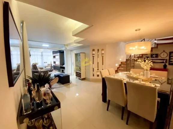 Imagem Descubra esta cobertura maravilhosa, com localização estratégica, próxima a praias, comércio, g...