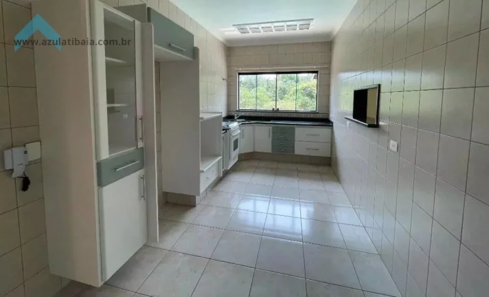Imagem Casa à Venda no Condomínio Flamboyant em Atibaia