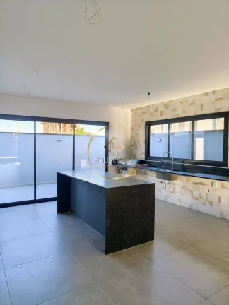 Imagem Casa Térrea, 3 Dormitórios (2 suítes), 2 Vagas, Vereda dos Campos, Sjc.