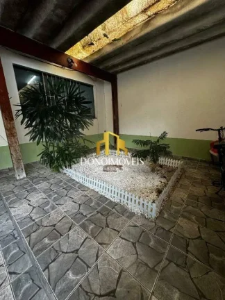 Imagem Casa com 2 dormitórios à venda no Jardim Andrea Demarchi - SBC- SP