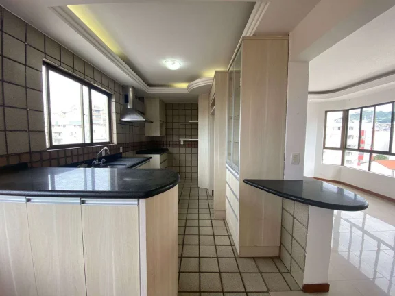Imagem Apartamento à Venda, 03 Dormitórios(01 suíte), 02Vagas, Coqueiros, Florianópolis/SC