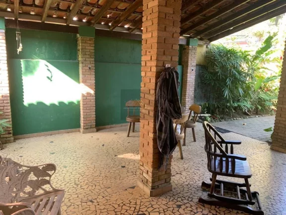 Casa para Venda em Ubatuba / SP no bairro Lázaro