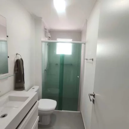 Imagem Apartamento mobiliado com 3 dormitórios sendo 1 suíte e 1 vaga de garagem no Centro de Joinville