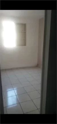 Imagem Apartamento á venda de 50m² com 2 dormitórios, 1 banheiro, sala, cozinha, 1 vaga de garagem e salões de festa