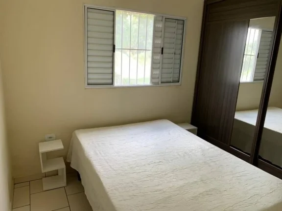 Imagem Vendo Casa no Condomínio Riviera Santa Cristina XIII - SP