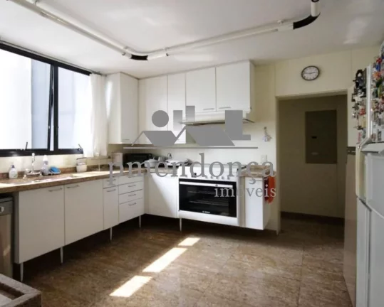 Imagem Apartamento Higienópolis em andar alto, com 327m² bem distribuído e uma vista maravilhosa.