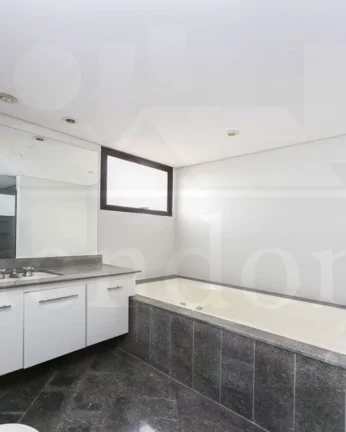 Imagem Apartamento Duplex ensolarado em Pinheiros com 130m², 1suíte e 2 vagas.