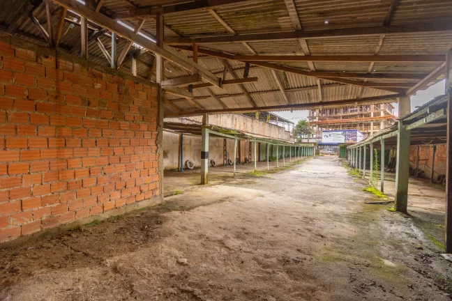 Imagem Terreno Comercial no bairro Campo Comprido