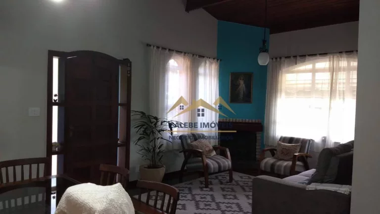 Imagem Casa com 3 dormitórios à venda, 244 m² por R$ 1.060.000,00 - Vila Doutor Laurindo - Tatuí/SP