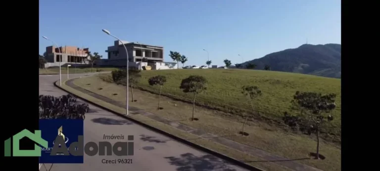 Imagem Terreno Á Venda no Condomínio De Alto Padrão no Alphaville Jundiaí 586 M²