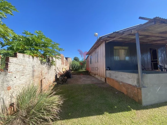 Imagem Casa de Vila em São Miguel do Iguaçu - Centro - São Miguel do Iguaçu/PR