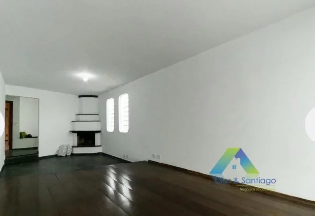 Imagem Linda casa com 638m² no coração do Brooklin.