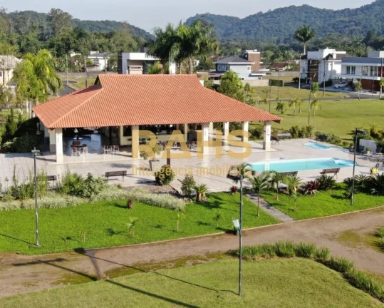 Imagem O Royal Garden é um condomínio localizado no bairro Pirabeiraba, na cidade de Joinville, Santa Cat...