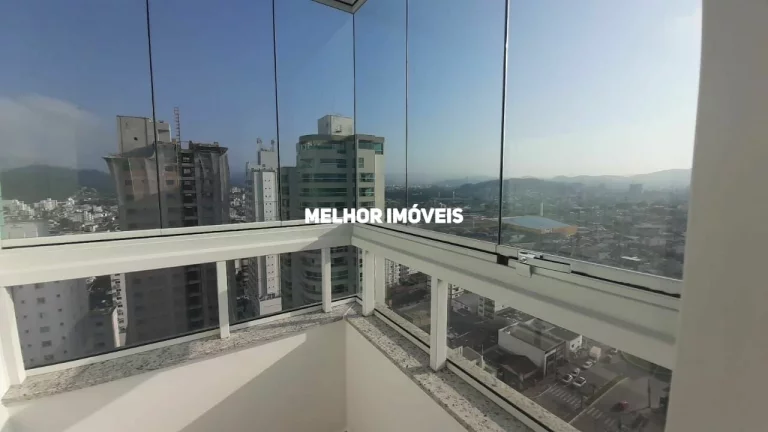 Imagem Cobertura Duplex à Venda com 04 Suítes sendo 01 Máster com Hidro, Sacada integrada localizado na 2 Quadra Mar de Balneário Camboriú - SC