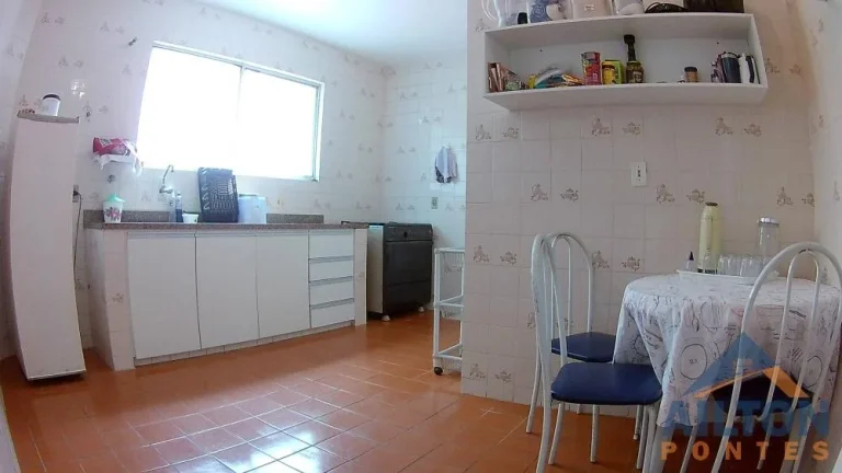 Imagem Apartamento com 3 Quartos à Venda Frente p/ Mar na Praia do Morro - Guarapari/ES