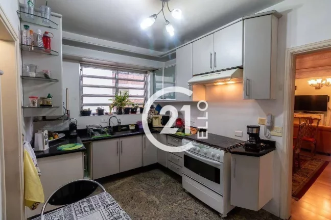 Imagem Jardim América, 188 m², 3 quartos sendo 1 suíte