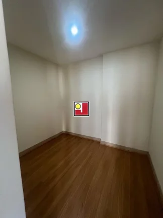 Imagem Vendo 1Q na Praia da Barra, 58m², decorado, 58m², 1 vaga, ônibus, clube, tenis, squash, churrasqueira, skate, sinuca, ginásio, futebol, segurança,pier
