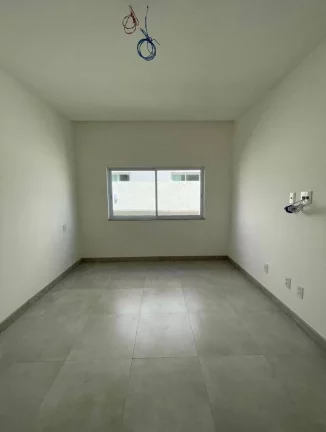 Imagem "Casa à Venda no Condomínio Terras Alphaville 1 - 3 Suítes e Lazer Completo