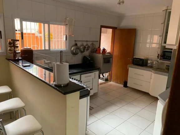 Imagem Sobrado com 4 dormitórios à venda, 270 m² por R$ 678.400,00 - Vila Lucinda - Santo André/SP