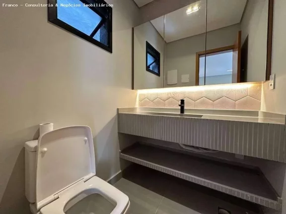 Imagem Sobrado para Venda em São Bernardo do Campo, Centro, 3 dormitórios, 1 suíte, 2 banheiros, 4 vagas