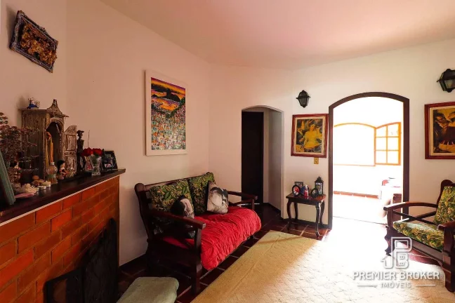 Imagem Casa à venda, 187 m² por R$ 900.000,00 - Golfe - Teresópolis/RJ