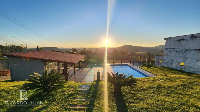 Imagem Atibaia - Chacara de condominio com 5 suites, piscina, area gourmet e terreno com 1741m²